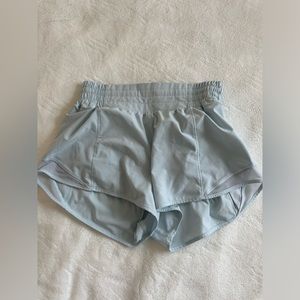 light blue lululemon hotty hot 2’’